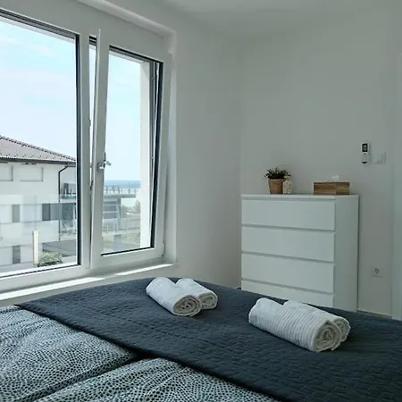 公寓 Villapark Apartman 11